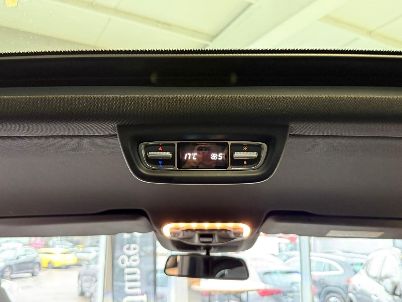 Fahrzeugabbildung Mercedes-Benz V 250 d 4M EDITION Lang AMG+DISTR+PANO+STDHZ+AHK