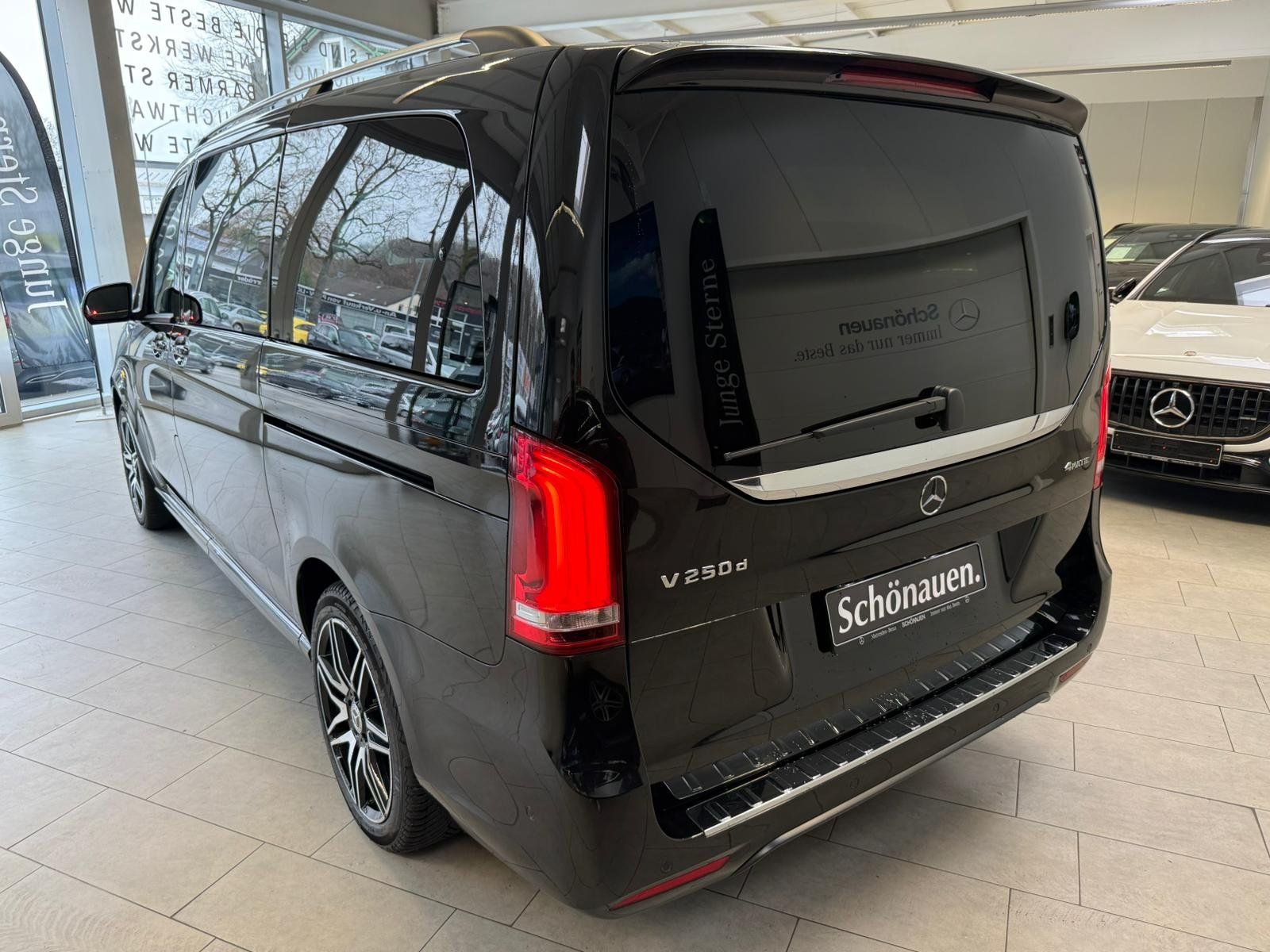 Fahrzeugabbildung Mercedes-Benz V 250 d 4M EDITION Lang AMG+DISTR+PANO+STDHZ+AHK