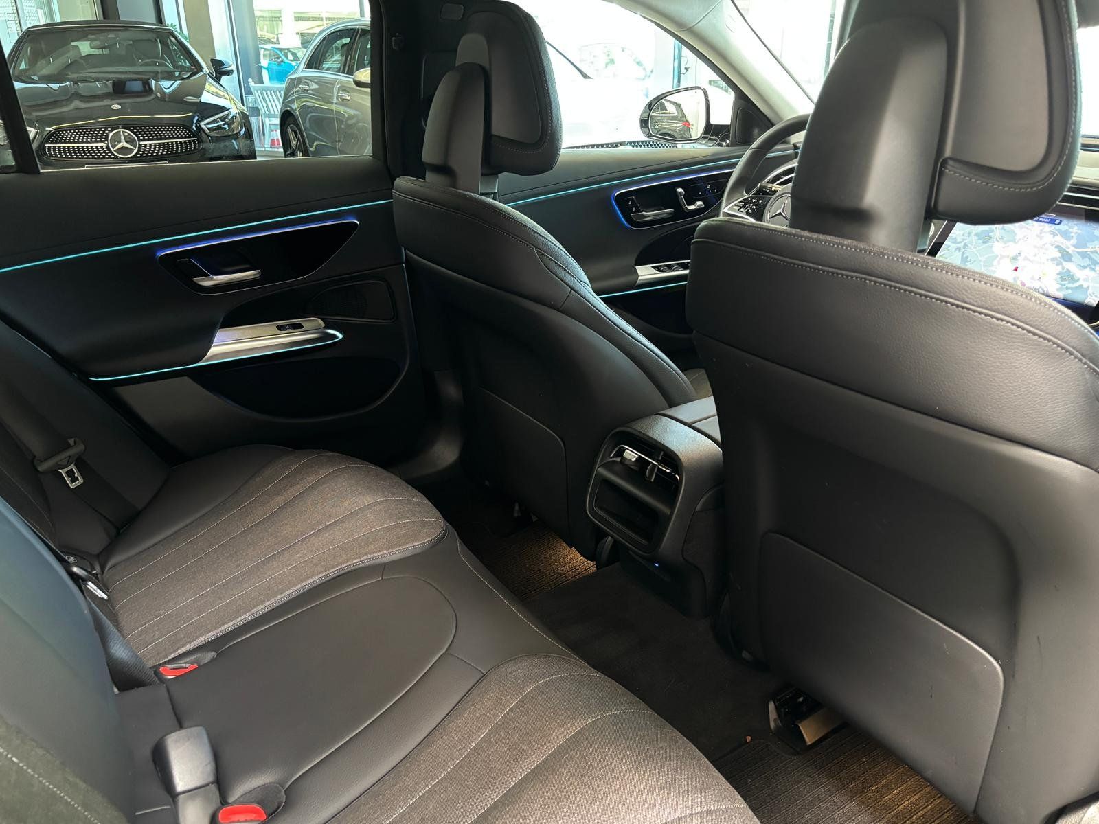 Fahrzeugabbildung Mercedes-Benz E 220 d T AVANTGARDE ADVPLUS+STDHZ+HUD+FAP+