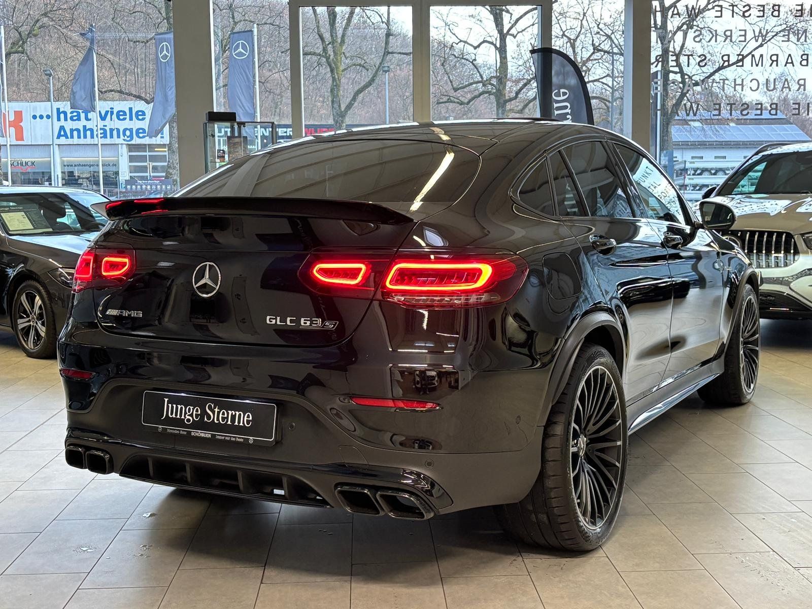 Fahrzeugabbildung Mercedes-Benz GLC 63 s 4M DRIVERS+BURM+DISTR+MBEAM+NIGHT+360°