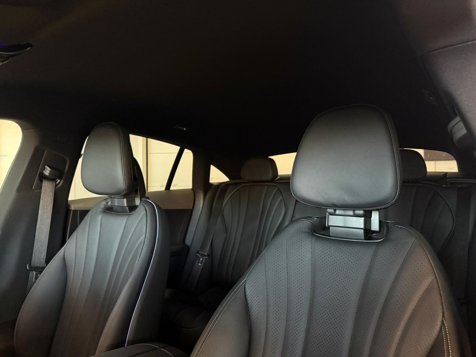 Fahrzeugabbildung Mercedes-Benz EQE 300 AMG+AIRMATIC+DISTR+BURM+AHK+MEMORY+360°