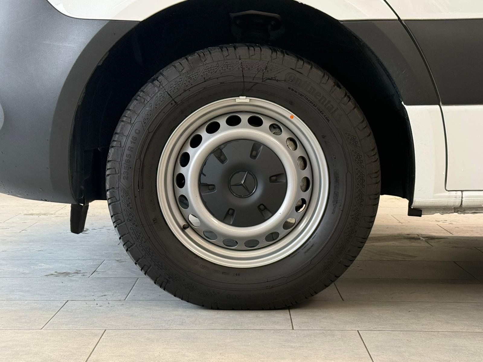 Fahrzeugabbildung Mercedes-Benz Sprinter 311 KA Hoch Standard+L2H2 +RWD+MBUX