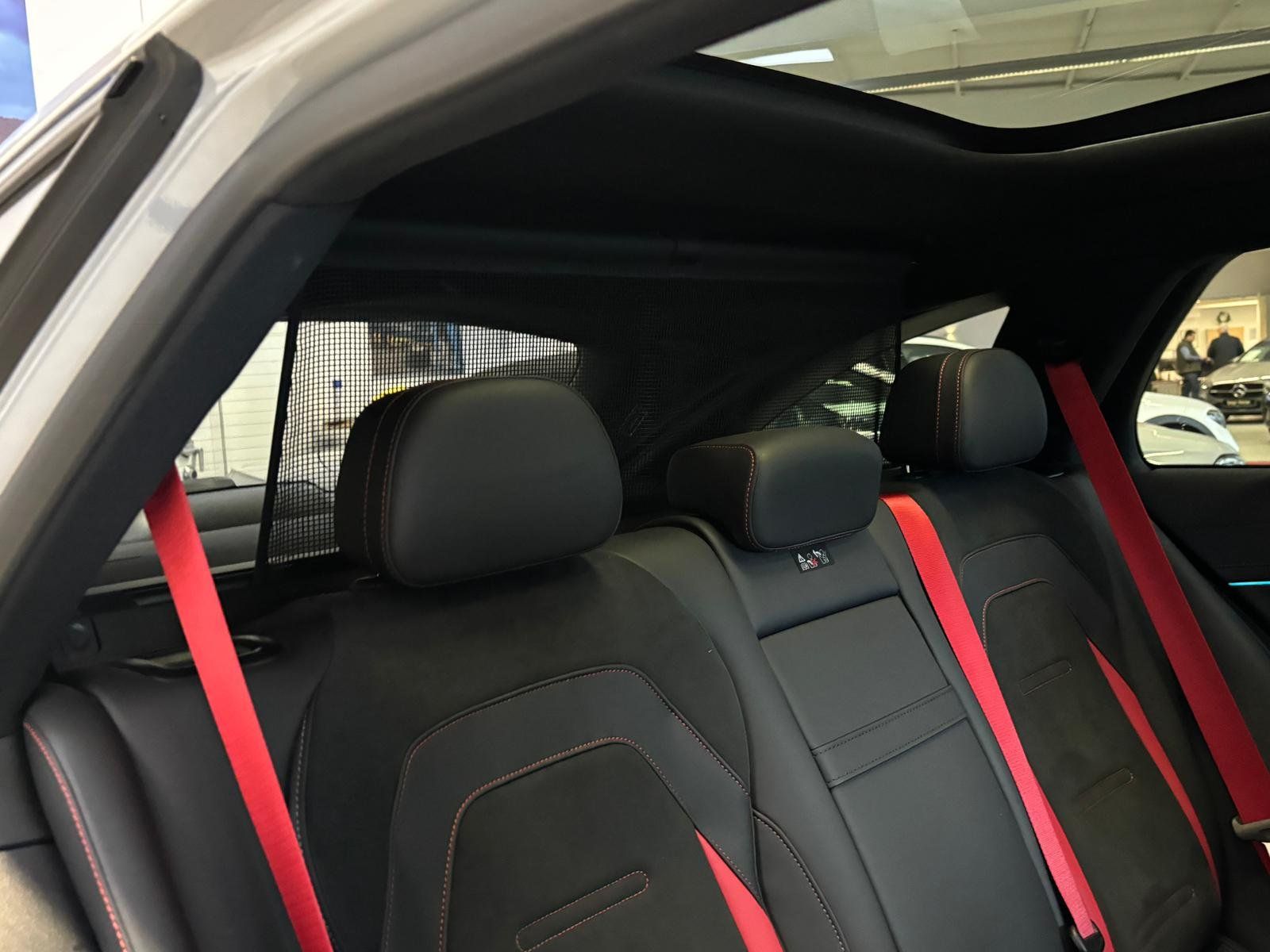 Fahrzeugabbildung Mercedes-Benz E 53 4M+ T DRIVERS+BURM4D+HUD+PANO+DISTR+AHK+360