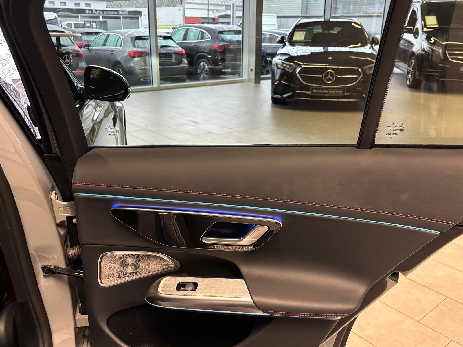 Fahrzeugabbildung Mercedes-Benz E 53 4M+ T DRIVERS+BURM4D+HUD+PANO+DISTR+AHK+360