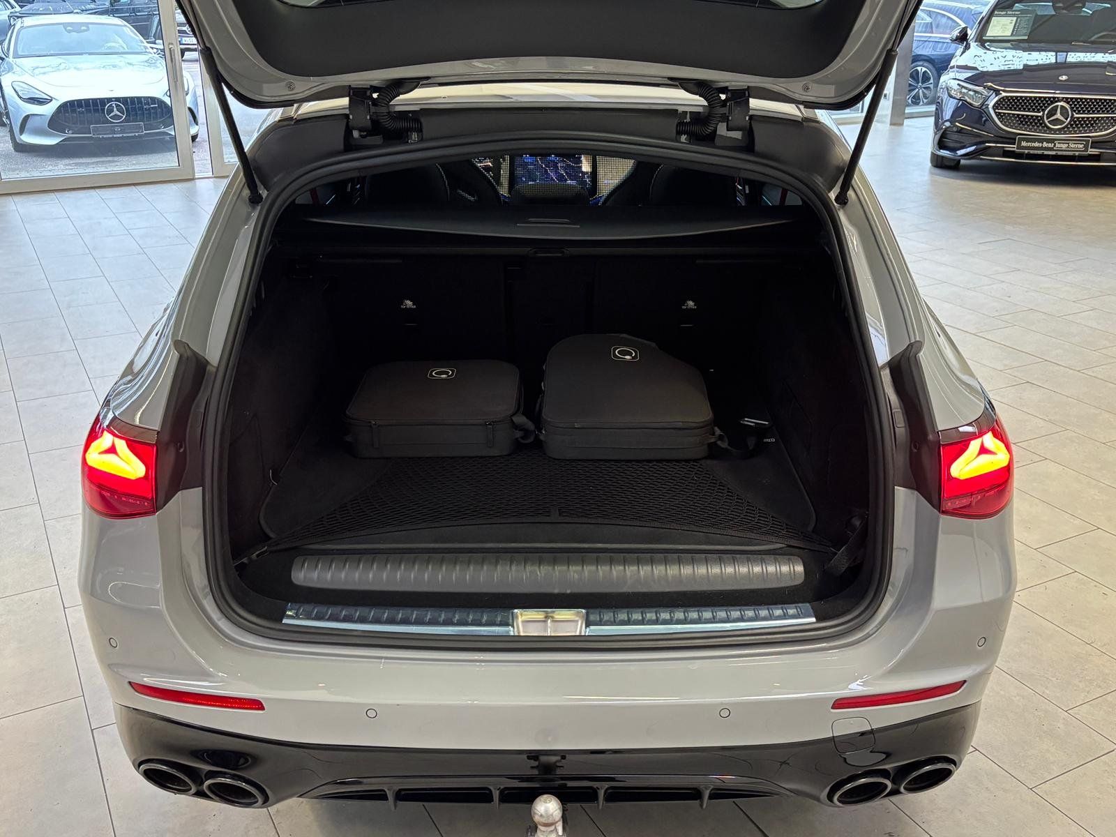 Fahrzeugabbildung Mercedes-Benz E 53 4M+ T DRIVERS+BURM4D+HUD+PANO+DISTR+AHK+360