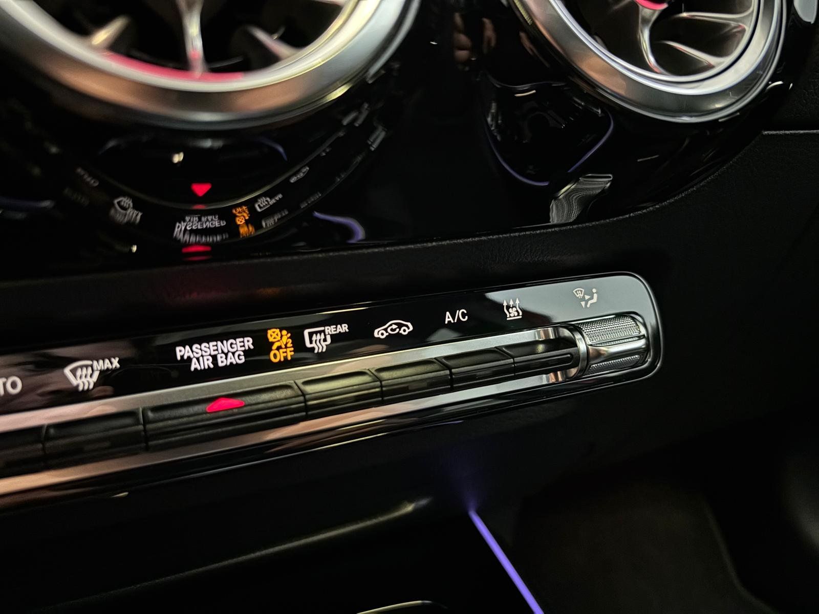 Fahrzeugabbildung Mercedes-Benz EQA 350 4M AMG+PANO+BURM+KAMERA+LED+TOTW+CARPLAY