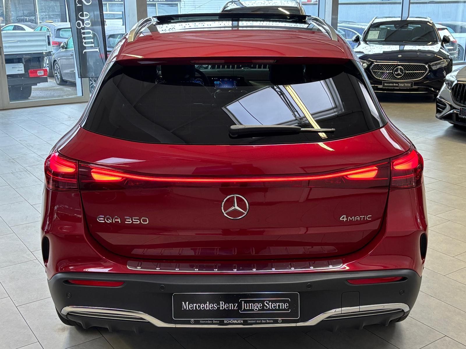 Fahrzeugabbildung Mercedes-Benz EQA 350 4M AMG+PANO+BURM+KAMERA+LED+TOTW+CARPLAY