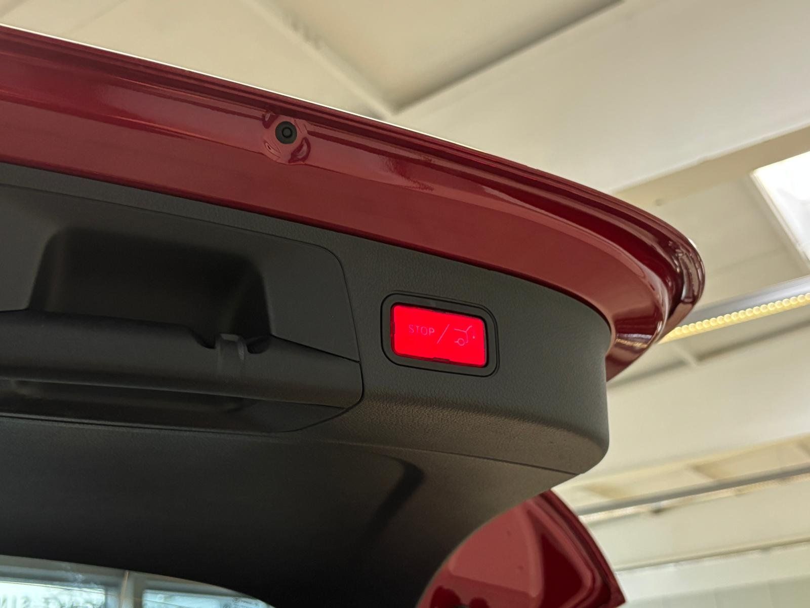 Fahrzeugabbildung Mercedes-Benz EQA 350 4M AMG+PANO+BURM+KAMERA+LED+TOTW+CARPLAY