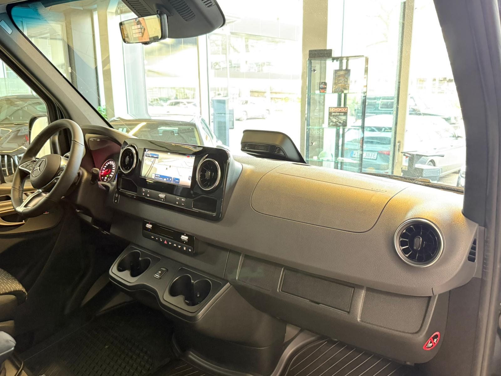 Fahrzeugabbildung Mercedes-Benz Sprinter 319 CDI Tourer SELECT STDHZ+LUFT+3,5AHK