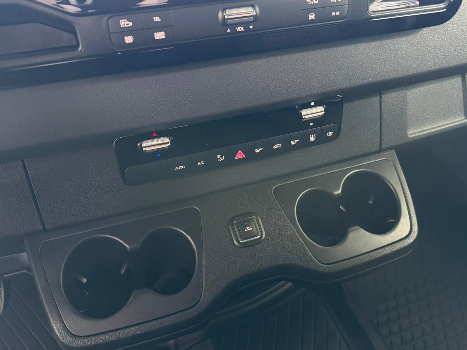 Fahrzeugabbildung Mercedes-Benz Sprinter 319 CDI Tourer SELECT STDHZ+LUFT+3,5AHK