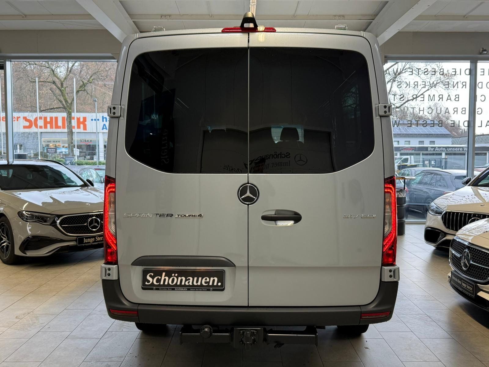 Fahrzeugabbildung Mercedes-Benz Sprinter 317 CDI Tourer PRO LED+AHK3,5+E-SCHIEBE