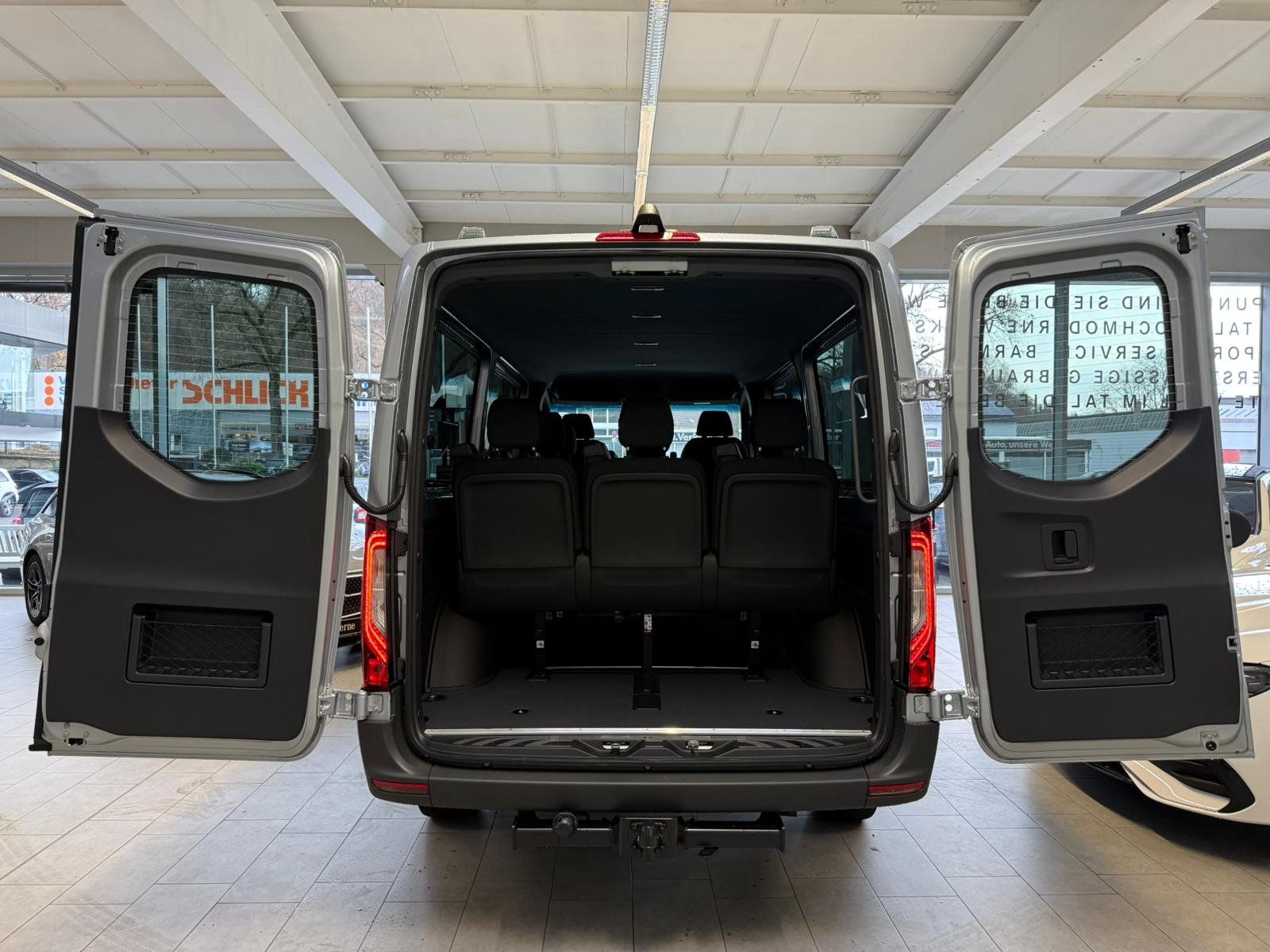 Fahrzeugabbildung Mercedes-Benz Sprinter 317 CDI Tourer PRO LED+AHK3,5+E-SCHIEBE