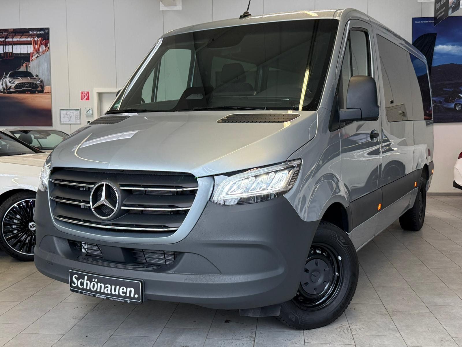 Mercedes-Benz Sprinter 317 CDI Tourer PRO LED+AHK3,5+E-SCHIEBE