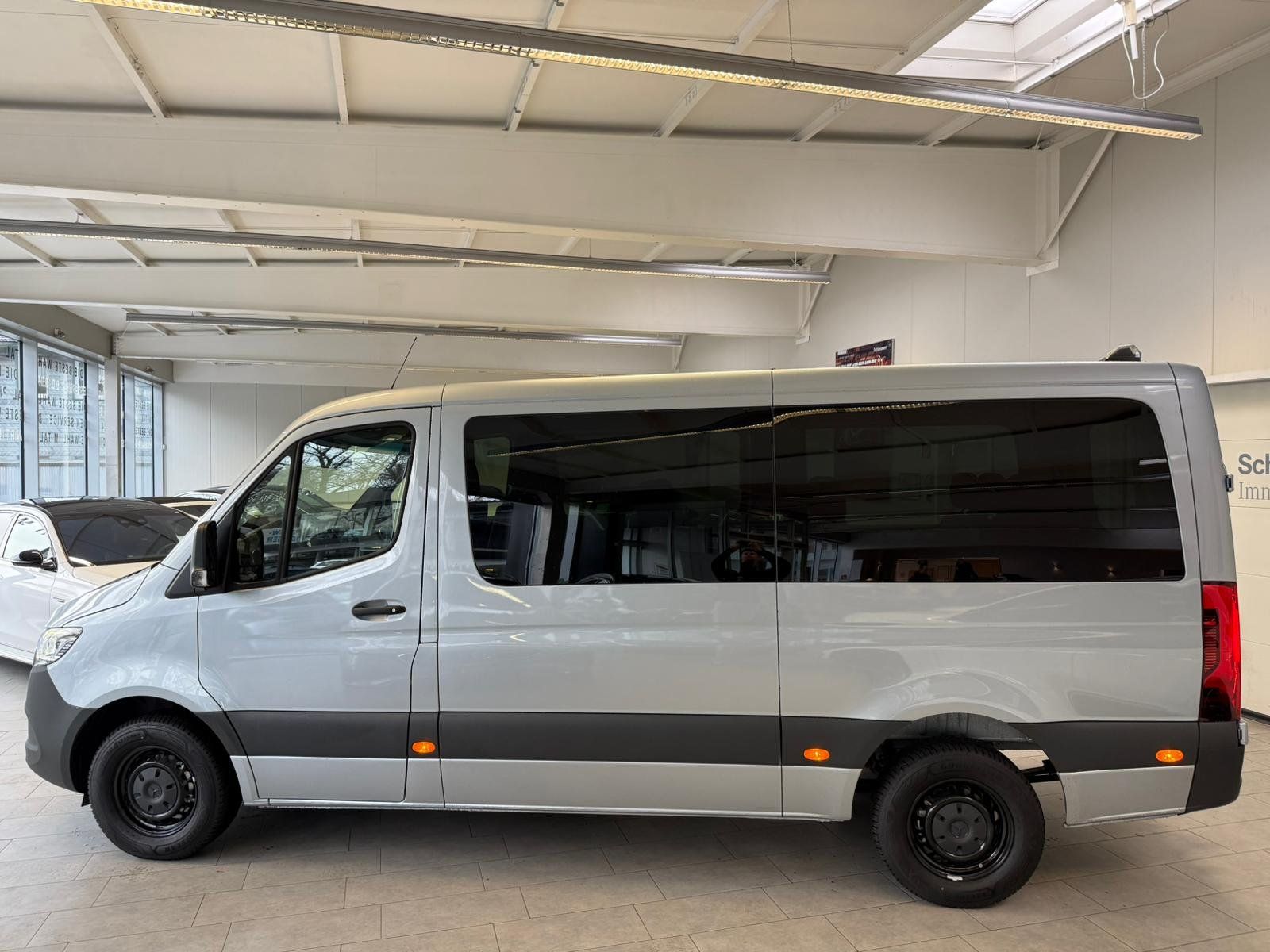 Fahrzeugabbildung Mercedes-Benz Sprinter 317 CDI Tourer PRO LED+AHK3,5+E-SCHIEBE