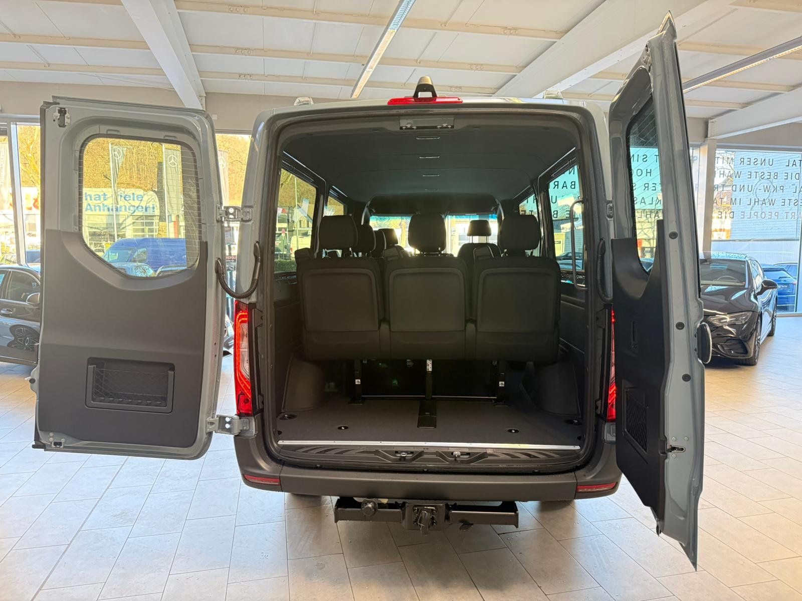 Fahrzeugabbildung Mercedes-Benz Sprinter 317 CDI Tourer PRO LED+AHK3,5+E-SCHIEBE