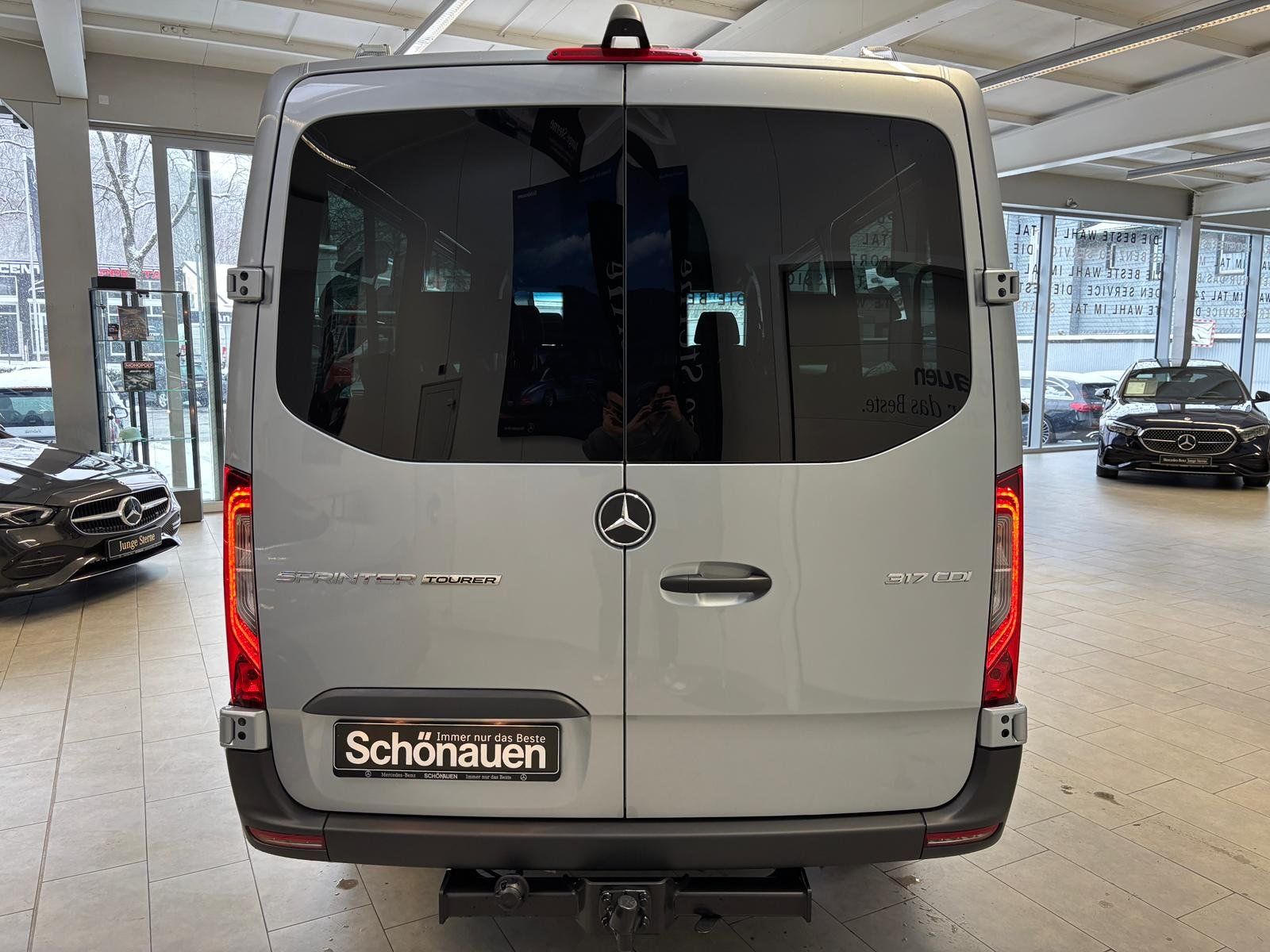 Fahrzeugabbildung Mercedes-Benz Sprinter 317 CDI Tourer PRO LED+AHK3,5+E-SCHIEBE