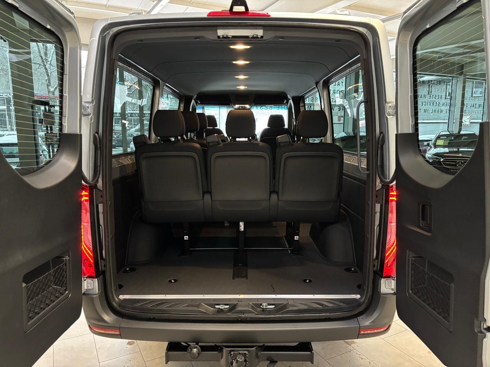 Fahrzeugabbildung Mercedes-Benz Sprinter 317 CDI Tourer PRO LED+AHK3,5+E-SCHIEBE