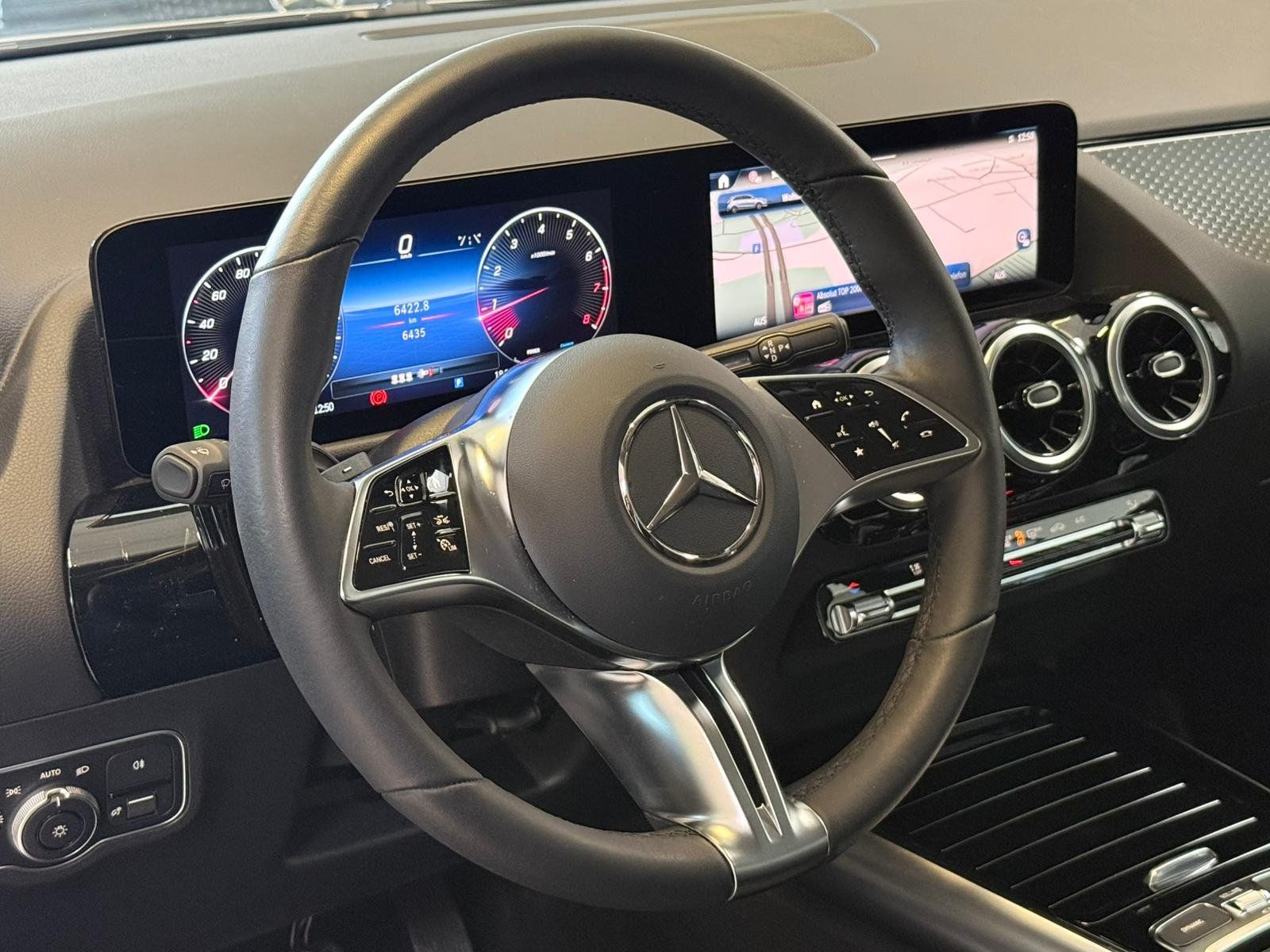 Fahrzeugabbildung Mercedes-Benz B 180 Progressive KAMERA+LED+NAVI+EASYPACK+DAB