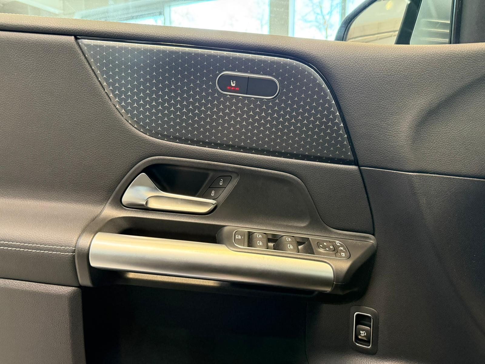 Fahrzeugabbildung Mercedes-Benz B 180 Progressive KAMERA+LED+NAVI+EASYPACK+DAB