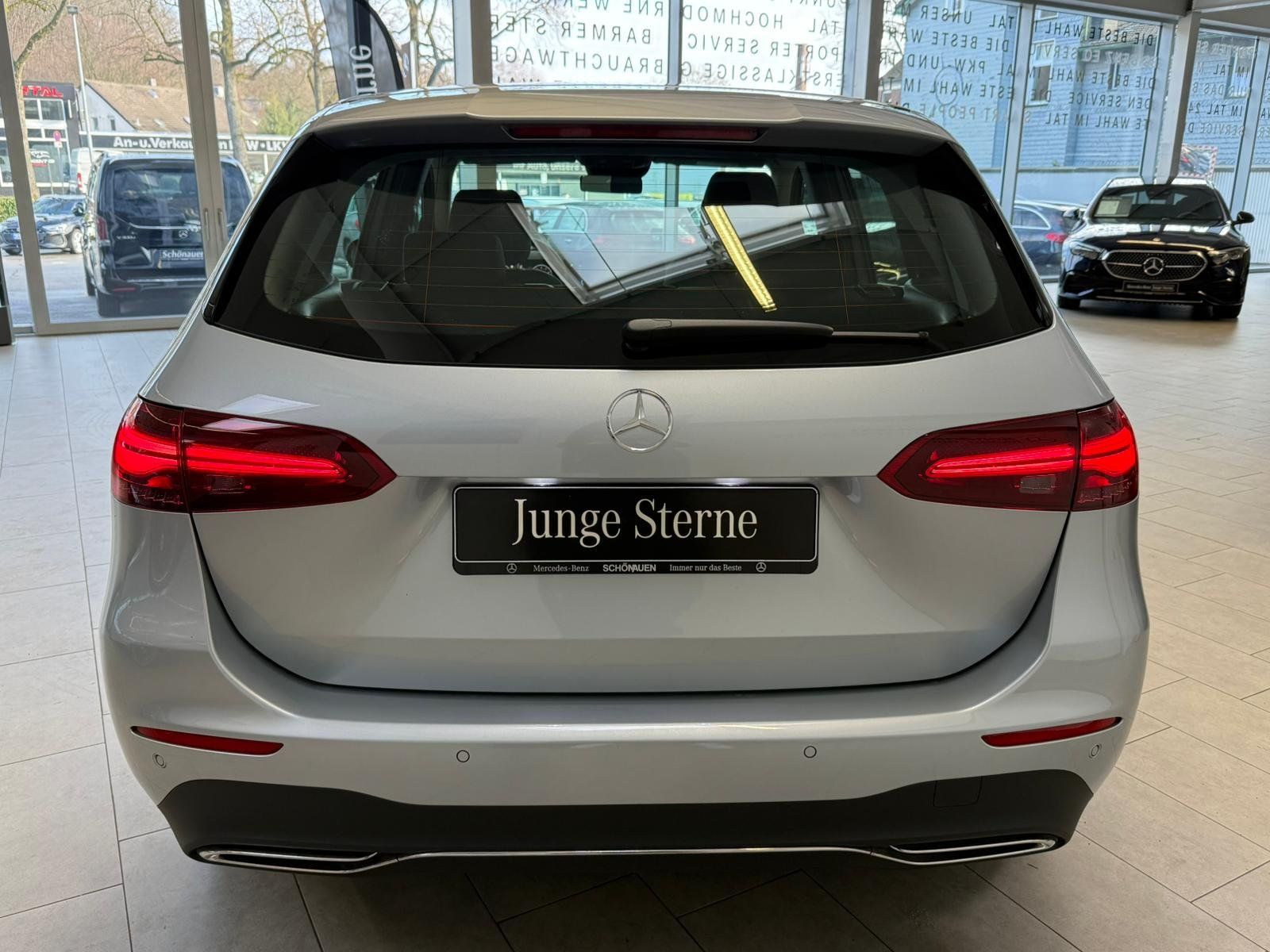 Fahrzeugabbildung Mercedes-Benz B 180 Progressive KAMERA+LED+NAVI+EASYPACK+DAB