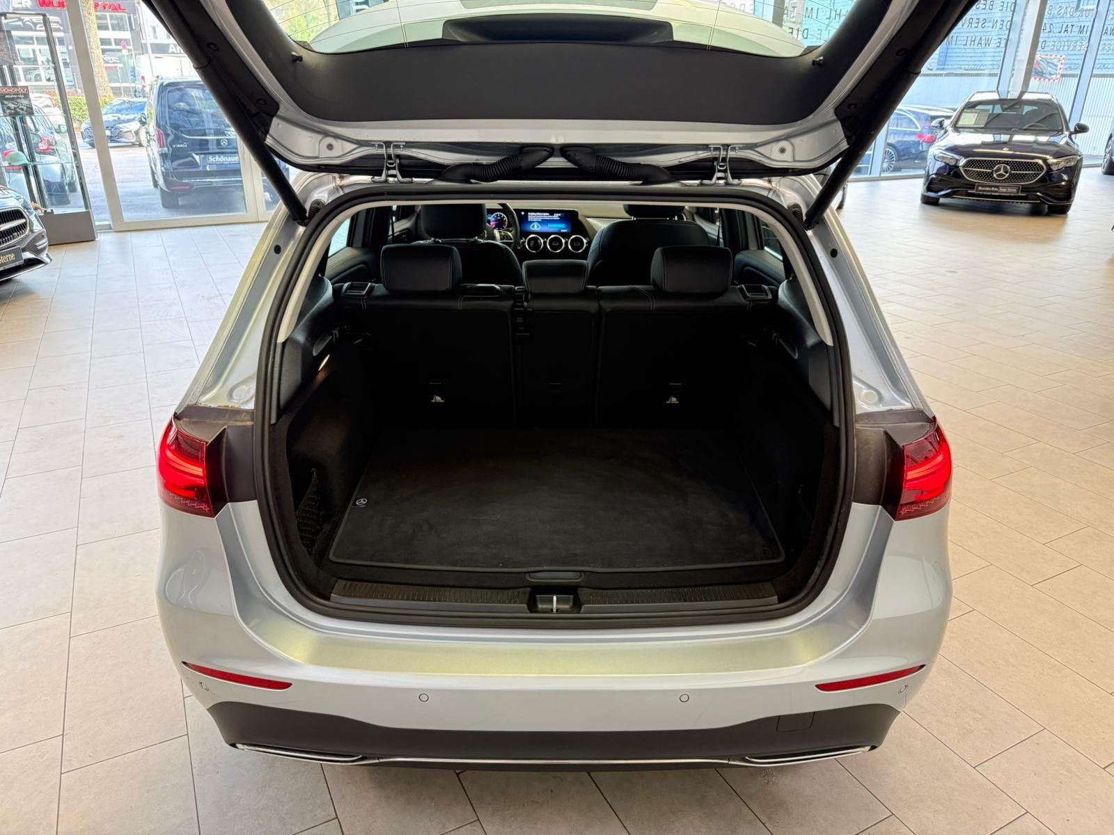 Fahrzeugabbildung Mercedes-Benz B 180 Progressive KAMERA+LED+NAVI+EASYPACK+DAB