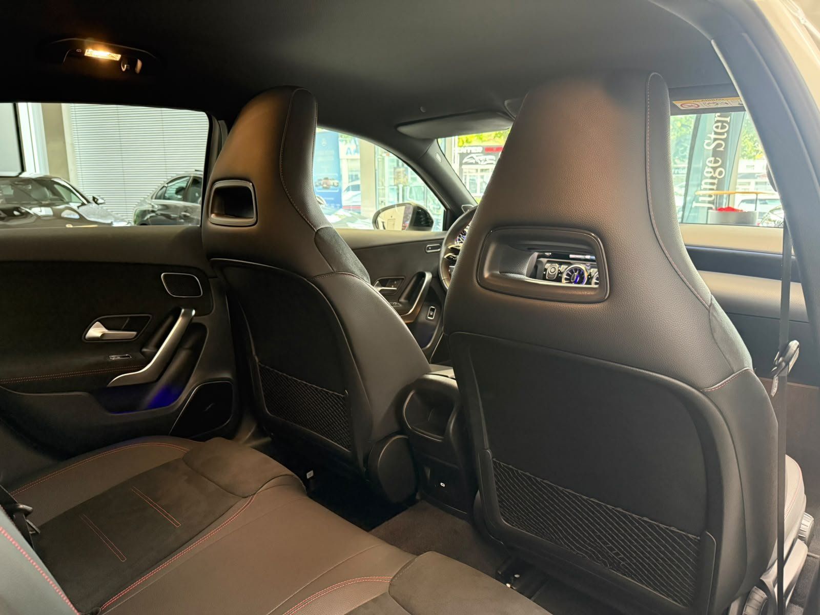 Fahrzeugabbildung Mercedes-Benz A 250e AMG+BURMES+NIGHT+KAMERA+LED+KEYLESS+DAB