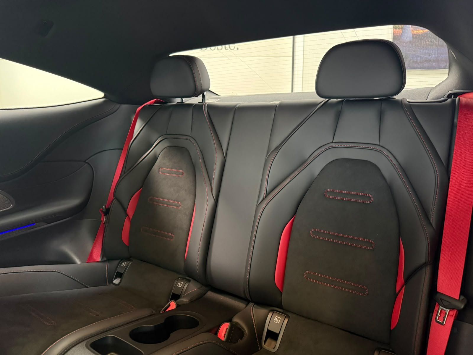 Fahrzeugabbildung Mercedes-Benz CLE 53 4M+ PERF+PANO+HUD+BURM+DISTR+MEMORY+360°