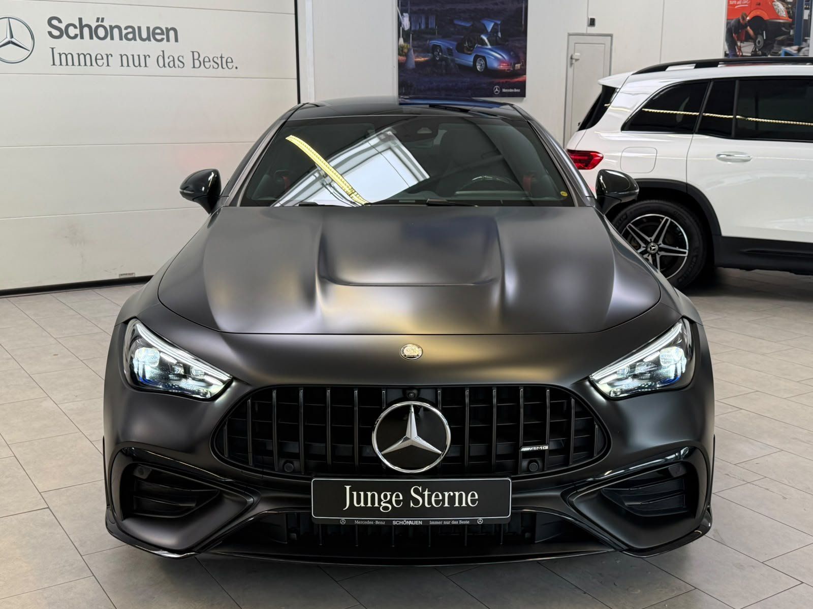 Fahrzeugabbildung Mercedes-Benz CLE 53 4M+ PERF+PANO+HUD+BURM+DISTR+MEMORY+360°