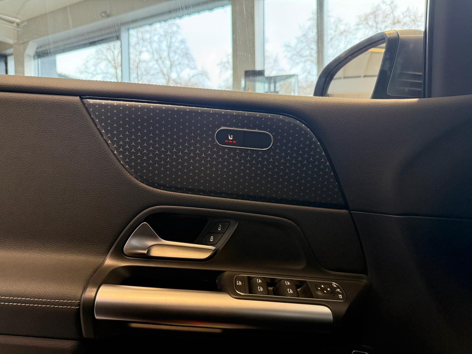Fahrzeugabbildung Mercedes-Benz B 200 Progressive KAMERA+LED+CARPLAY+EASYPK+DAB