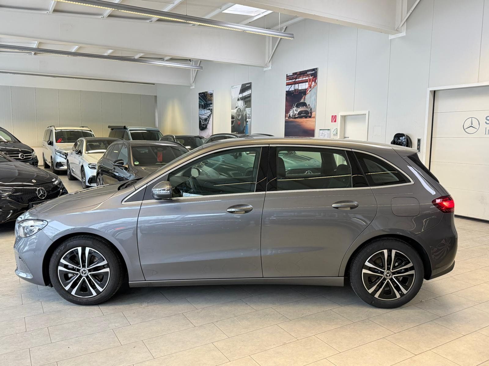 Fahrzeugabbildung Mercedes-Benz B 200 Progressive KAMERA+LED+CARPLAY+EASYPK+DAB