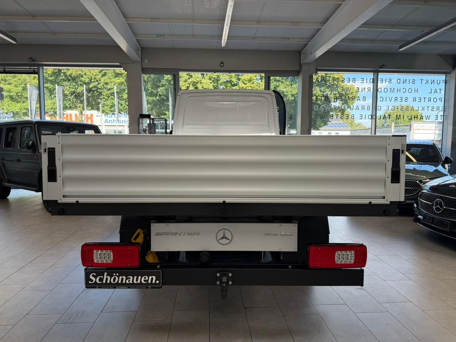 Fahrzeugabbildung Mercedes-Benz Sprinter 519 DOKA lang 4325 TEMPOMAT+AHK+MBUX
