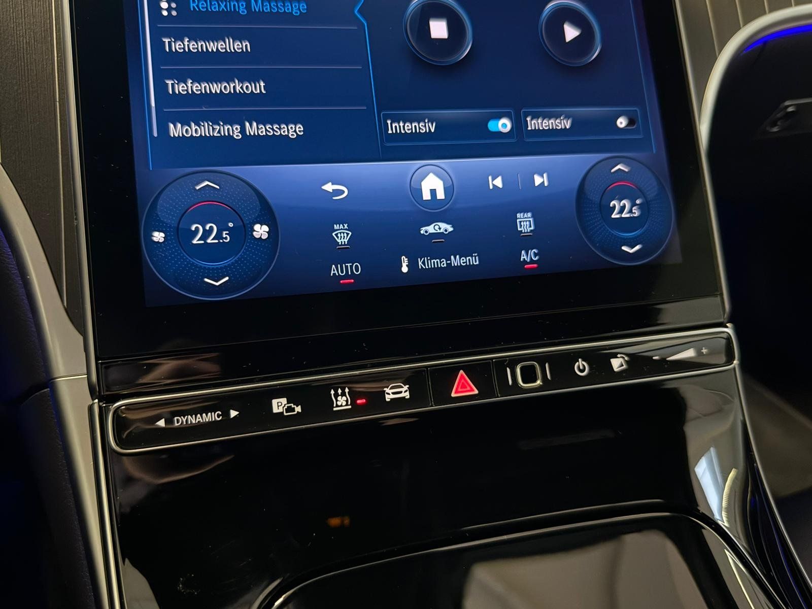 Fahrzeugabbildung Mercedes-Benz CLE 450 4M Cabrio AMG+STDHZ+HUD+DISTR+BURM+360°