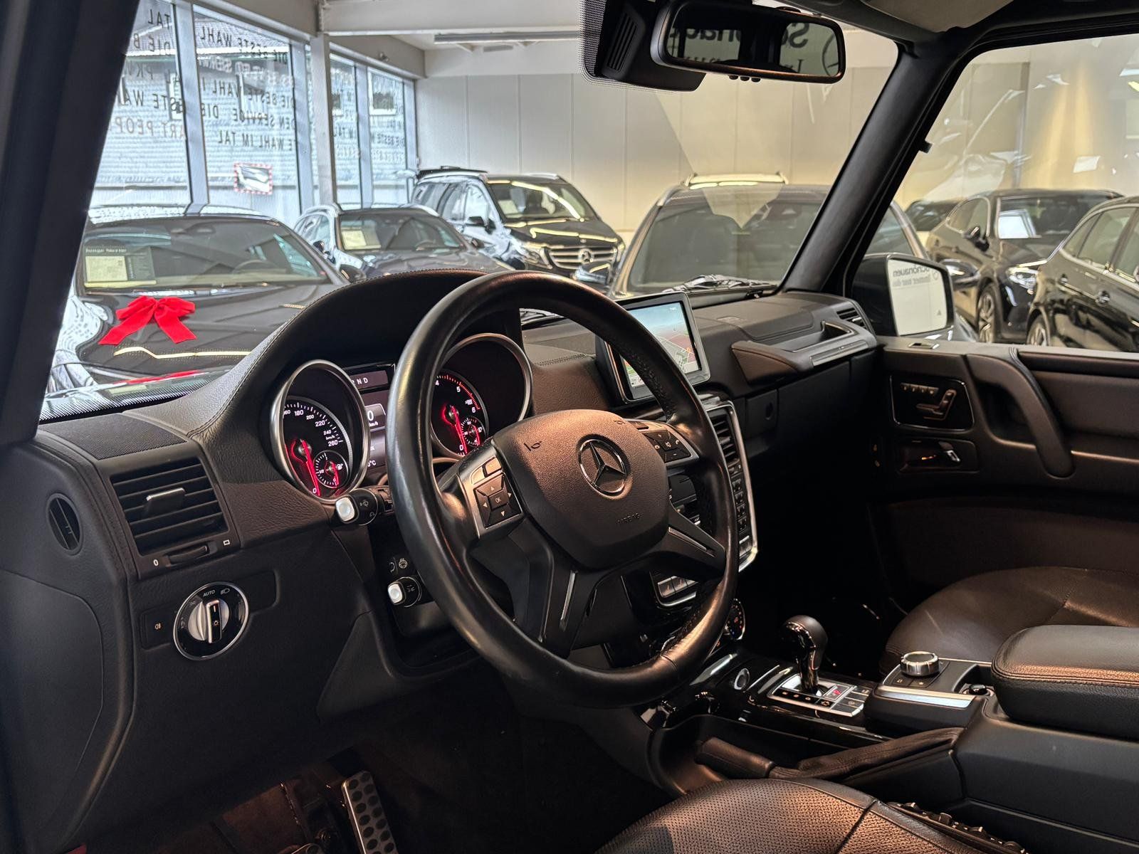 Fahrzeugabbildung Mercedes-Benz G 350 d EXCLUSIV+COMAND+HARMAN+AHK+DISTR+STDHZ