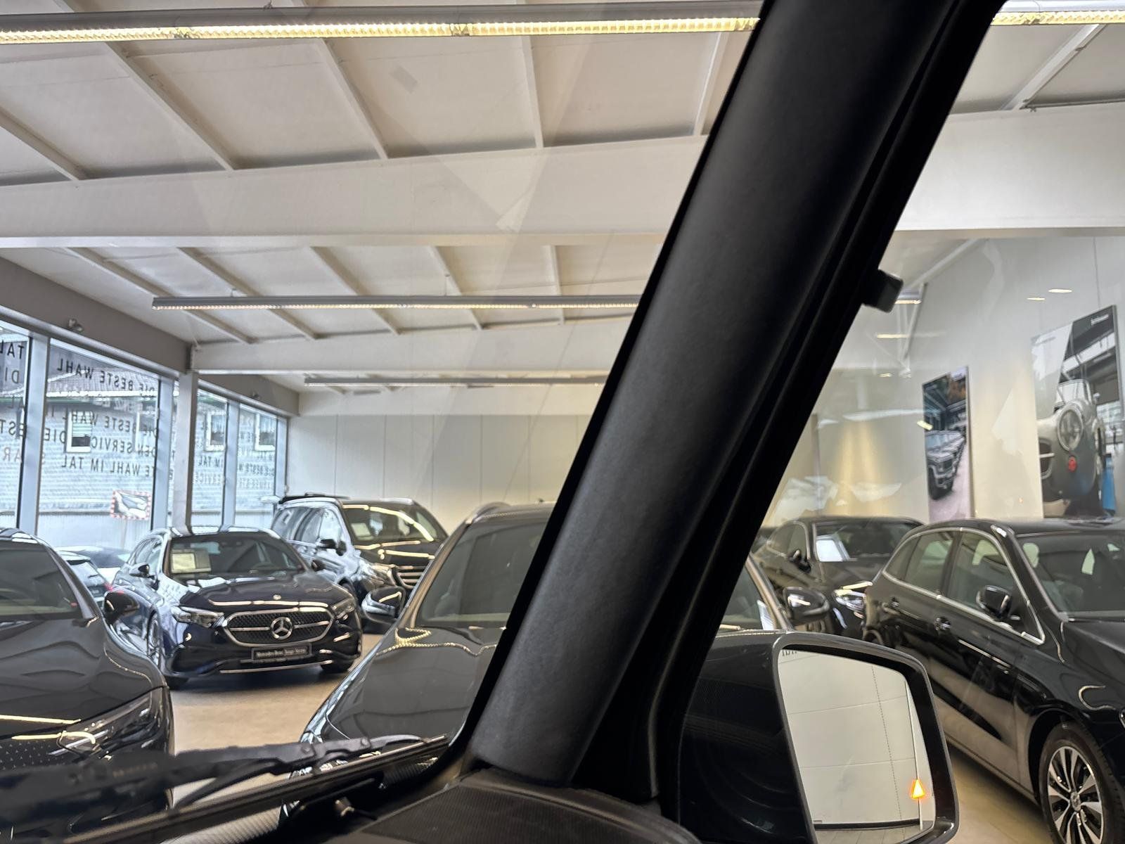 Fahrzeugabbildung Mercedes-Benz G 350 d EXCLUSIV+COMAND+HARMAN+AHK+DISTR+STDHZ