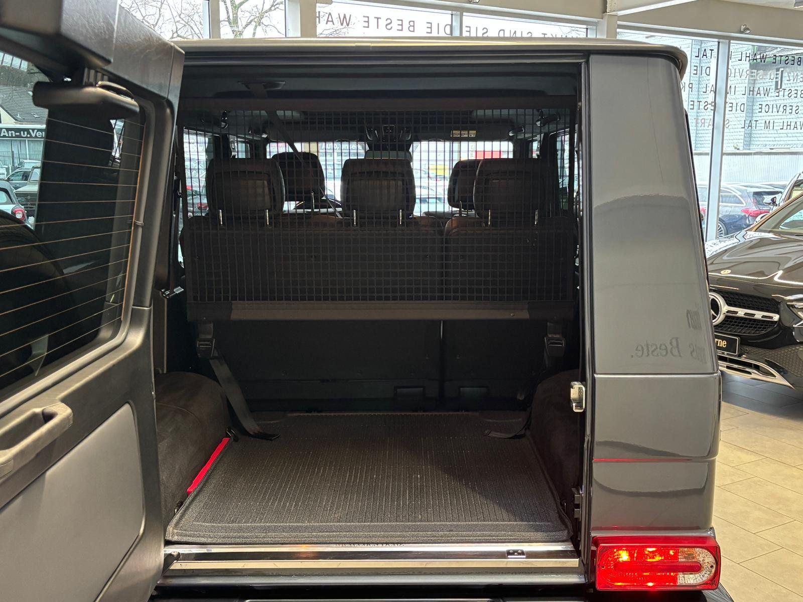 Fahrzeugabbildung Mercedes-Benz G 350 d EXCLUSIV+COMAND+HARMAN+AHK+DISTR+STDHZ