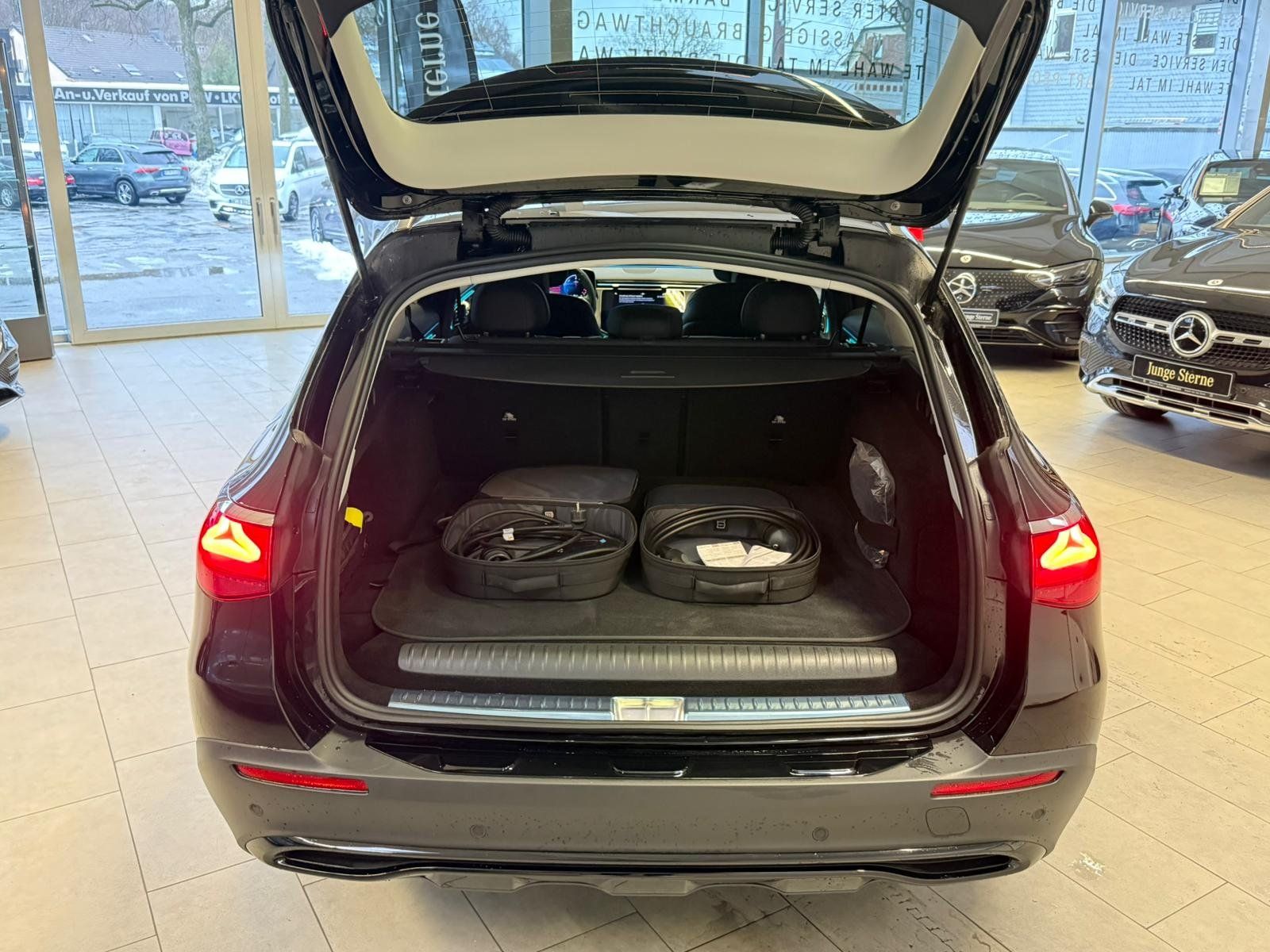 Fahrzeugabbildung Mercedes-Benz E 300de 4M T All-Terrain AIRMATIC+DISTR+AHK+360°