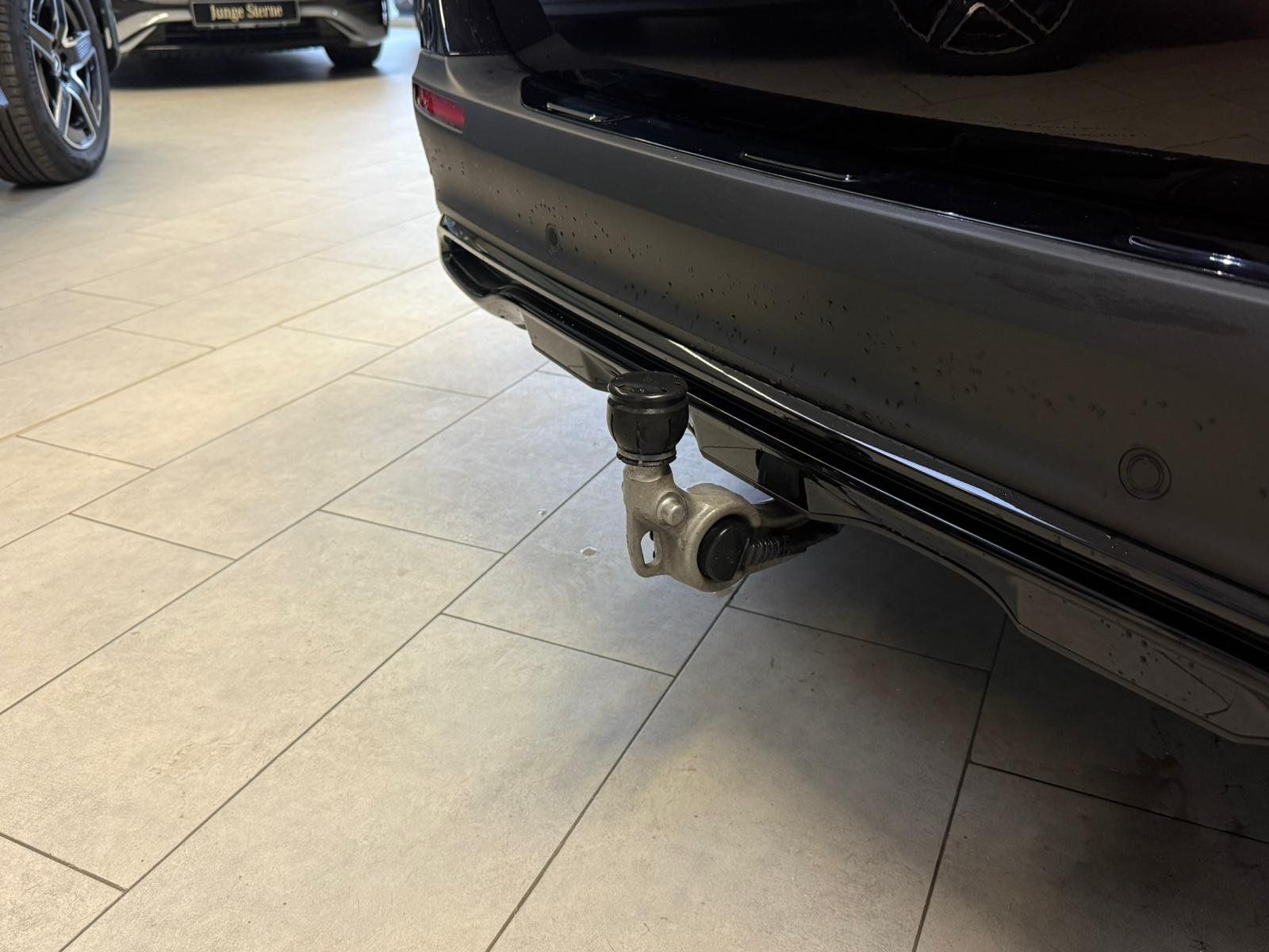 Fahrzeugabbildung Mercedes-Benz E 300de 4M T All-Terrain AIRMATIC+DISTR+AHK+360°