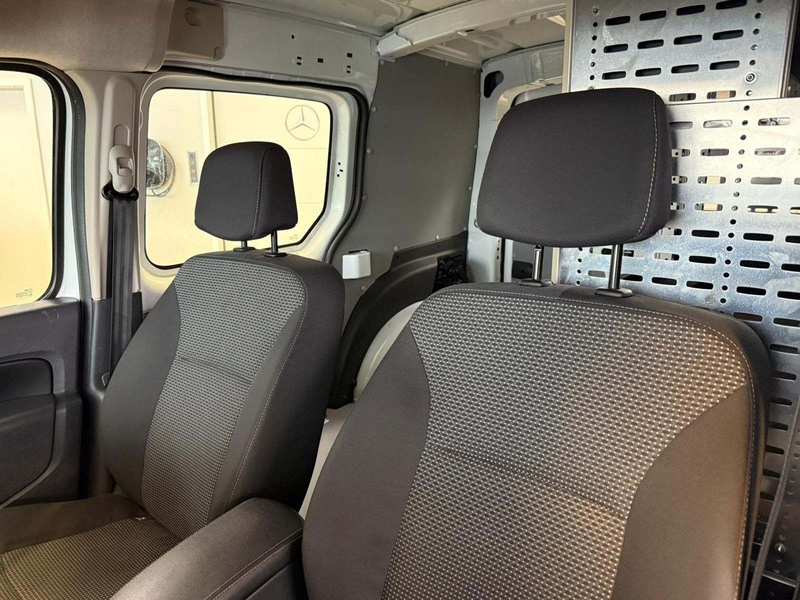 Fahrzeugabbildung Mercedes-Benz Citan 111 CDI Kasten Lang KAMERA+AHK+NAVI+EDW