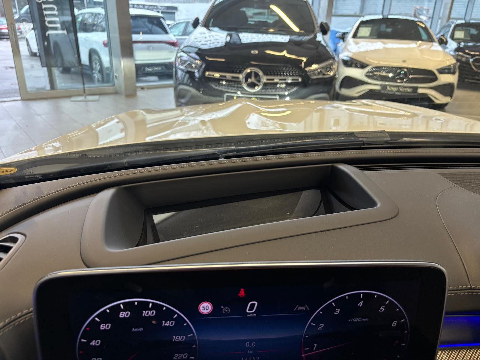 Fahrzeugabbildung Mercedes-Benz CLE 200 Coupé AMG PREMIUM PLUS+NIGHT+20"+BURMEST