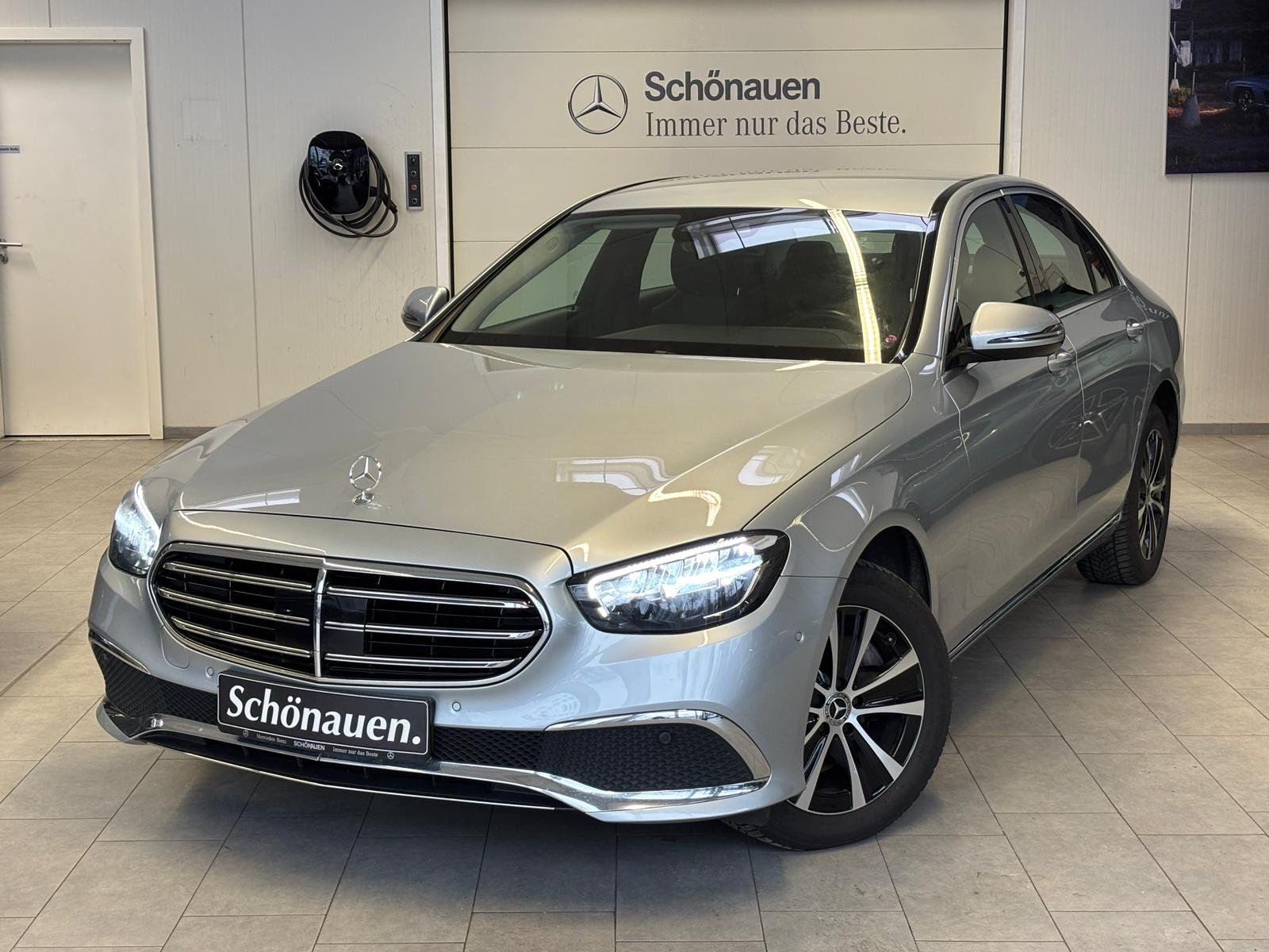 Mercedes-Benz E 220 d 4M Exclusive DISTR+KAMERA+LED+CARPLAY
