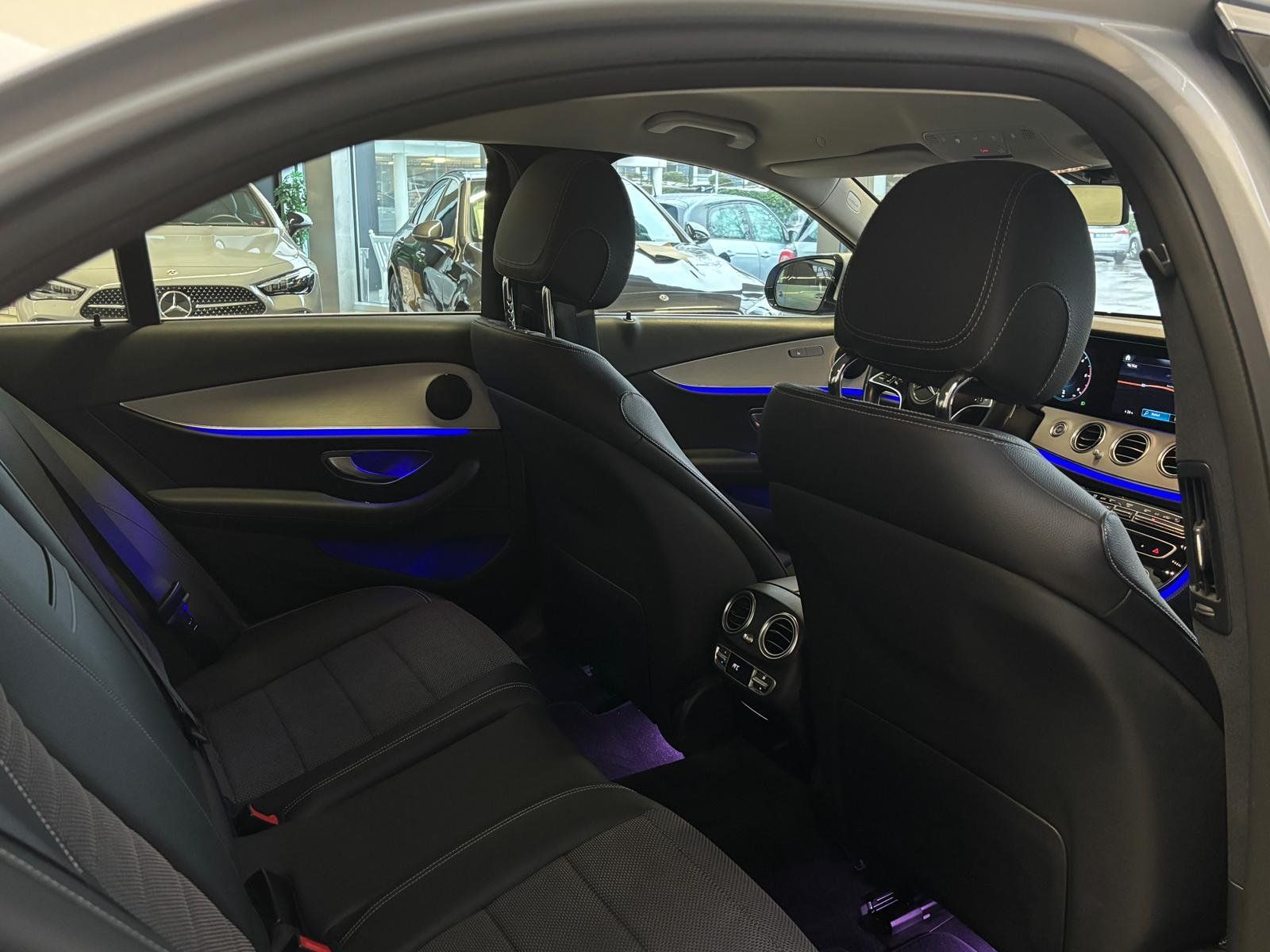 Fahrzeugabbildung Mercedes-Benz E 220 d 4M Exclusive DISTR+KAMERA+LED+CARPLAY