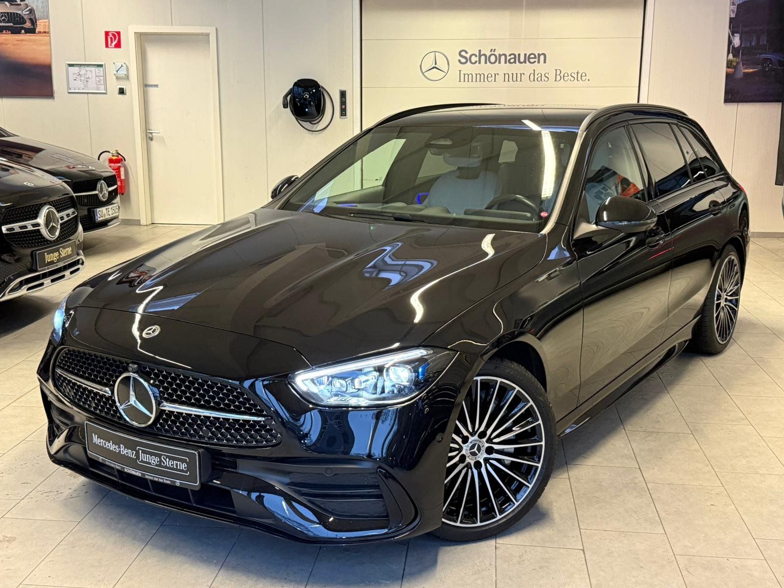 Mercedes-Benz C 200 d T AMG+STDHZ+DISTR+AHK+MEMORY+NIGHT+360°