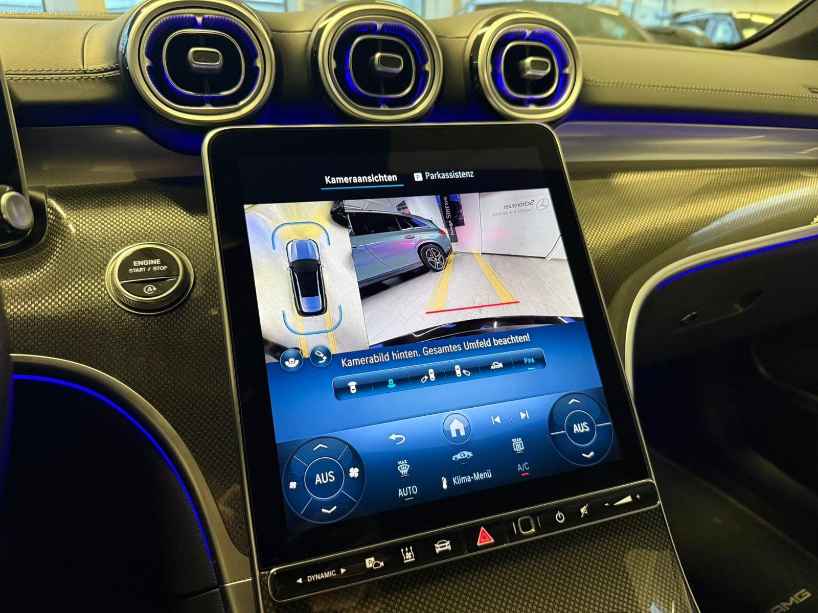 Fahrzeugabbildung Mercedes-Benz C 200 d T AMG+STDHZ+DISTR+AHK+MEMORY+NIGHT+360°