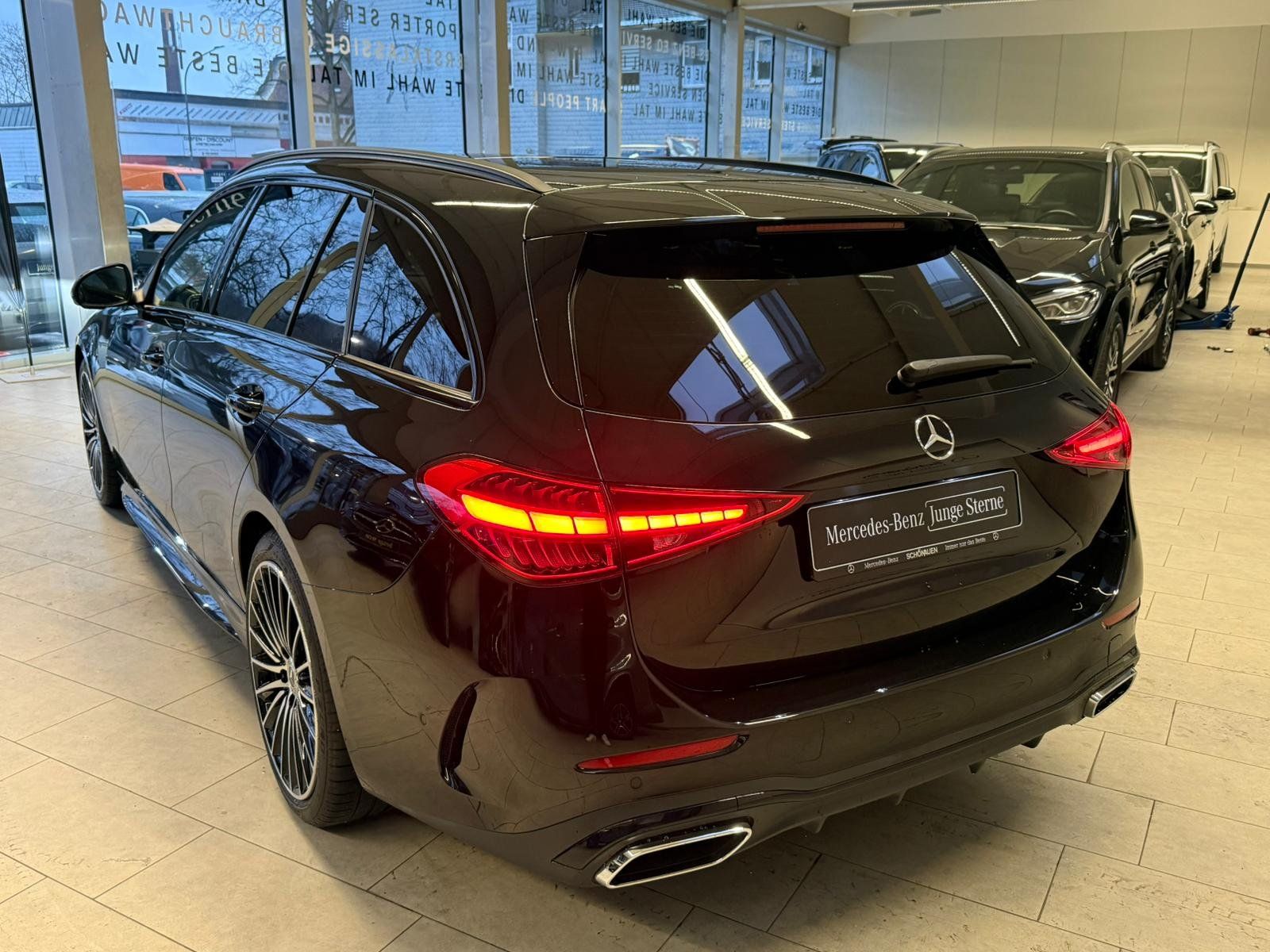 Fahrzeugabbildung Mercedes-Benz C 200 d T AMG+STDHZ+DISTR+AHK+MEMORY+NIGHT+360°