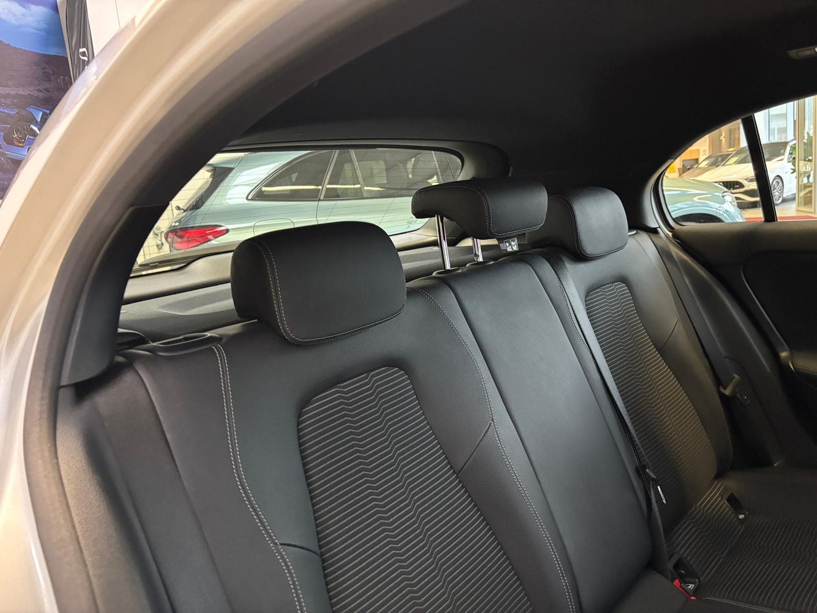 Fahrzeugabbildung Mercedes-Benz A 200 Progressive PANO+MEMORY+360°+TOTW+LED+NAVI