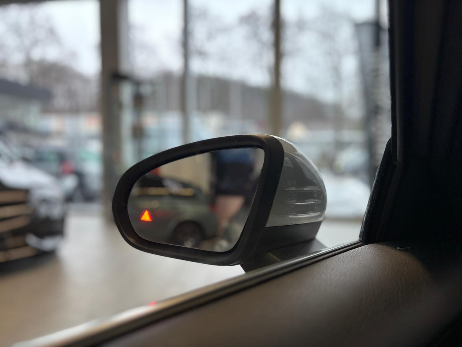 Fahrzeugabbildung Mercedes-Benz A 200 Progressive PANO+MEMORY+360°+TOTW+LED+NAVI