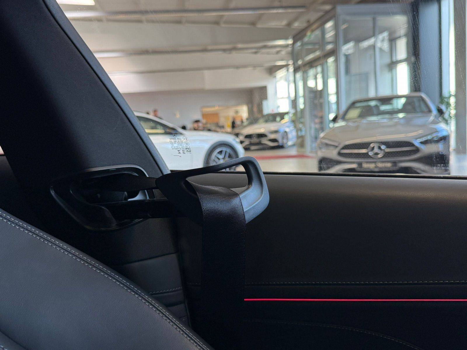 Fahrzeugabbildung Mercedes-Benz CLE 200 Coupé AMG ADV.++20"+PANO+NIGHT+MEMORY