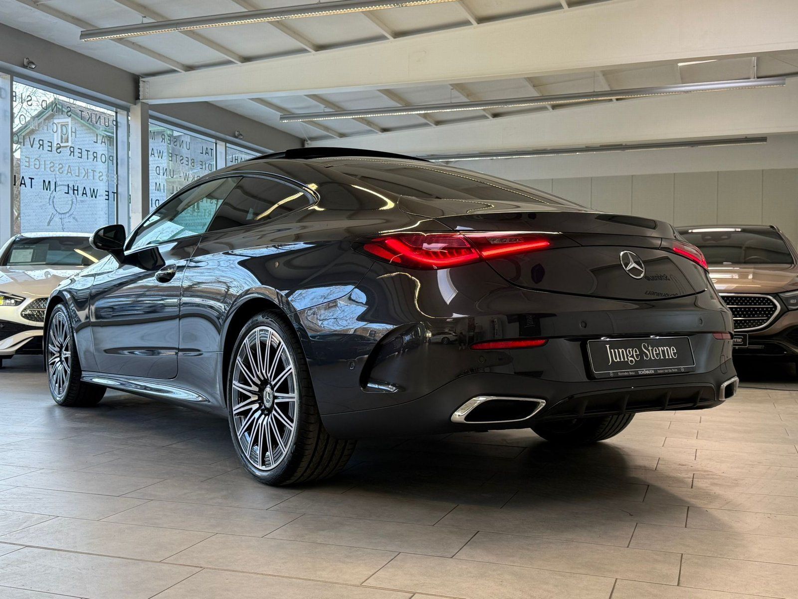 Fahrzeugabbildung Mercedes-Benz CLE 200 Coupé AMG ADV.++20"+PANO+NIGHT+MEMORY