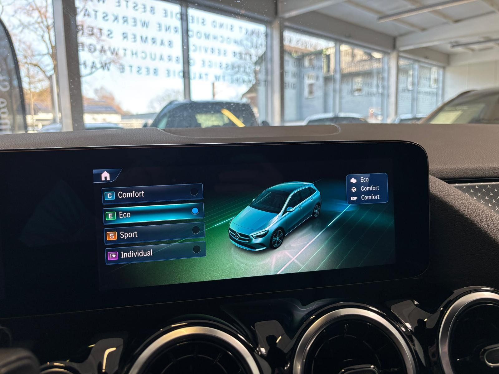 Fahrzeugabbildung Mercedes-Benz B 200 Progressive Adv.+AHK+THERMOTR.+TOTWINKEL