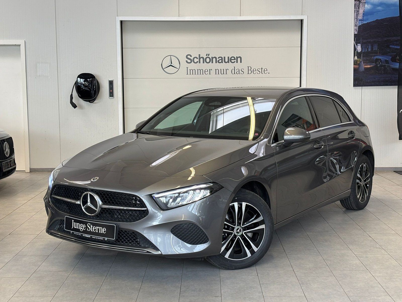 Mercedes-Benz A 250 e AHK+AC11KW+PRIVACY+VOLLDIGI+VZ-ASSYST